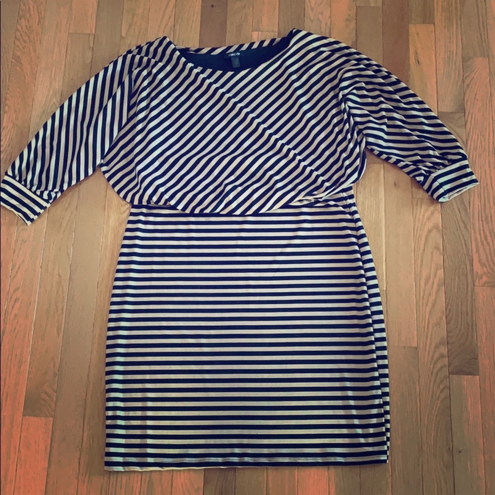 Woman’s dress Forever size XL
